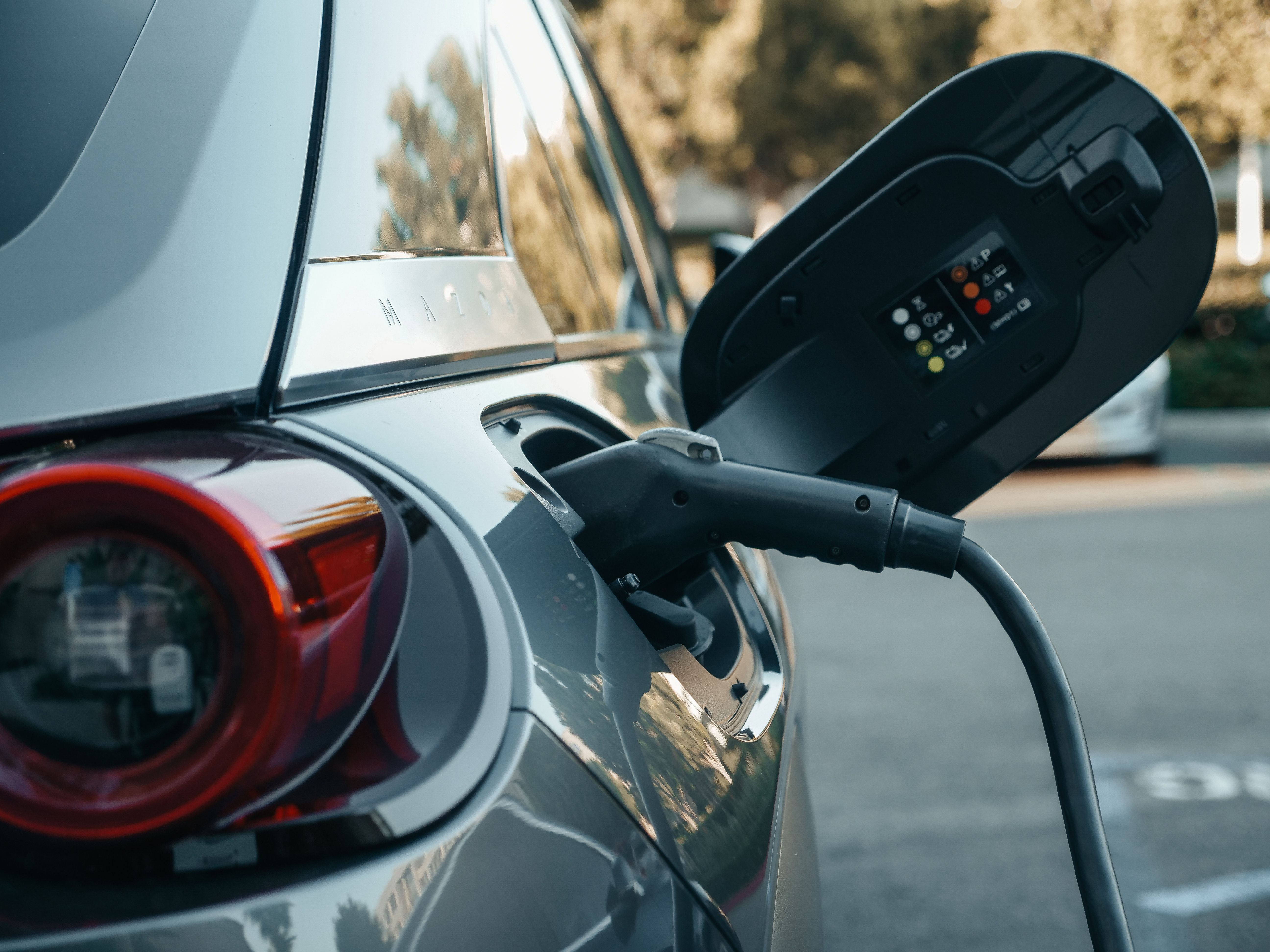 Prévisualisation de l'article Le véhicule électrique d’occasion devient plus accessible : ce qui change pour les professionnels